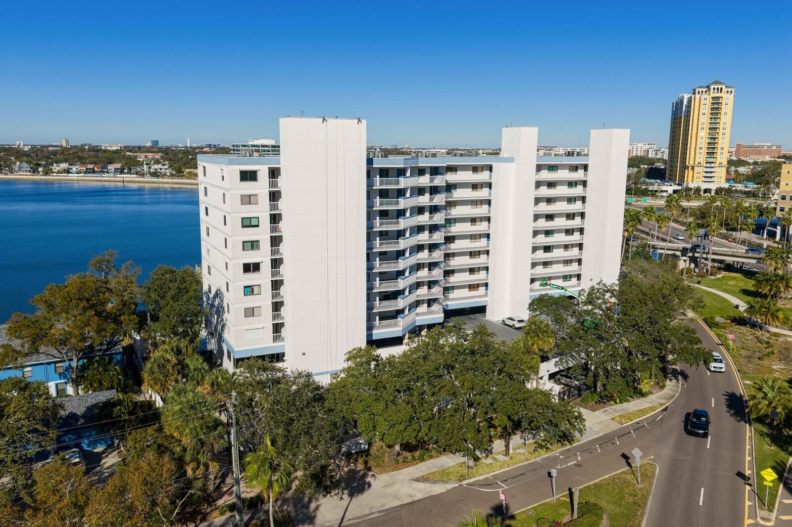 Image 82 of 85 For 2 Adalia Avenue 1002