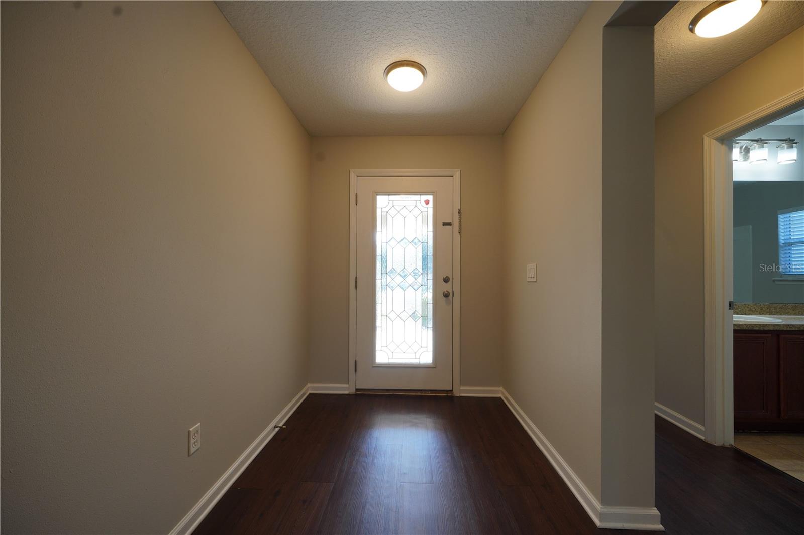 Listing photo id 7 for 3919 Marsh Bluff Drive