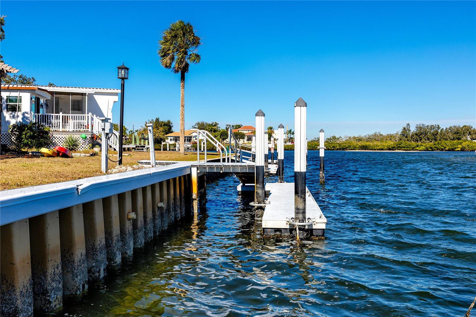 Image 21 of 29 For 800 Chesapeake Drive 13