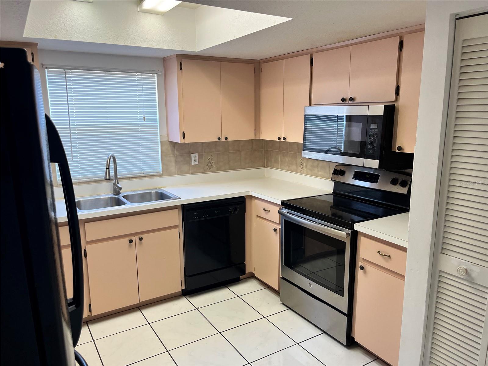 Image 5 of 11 For 5834 Darren Court N