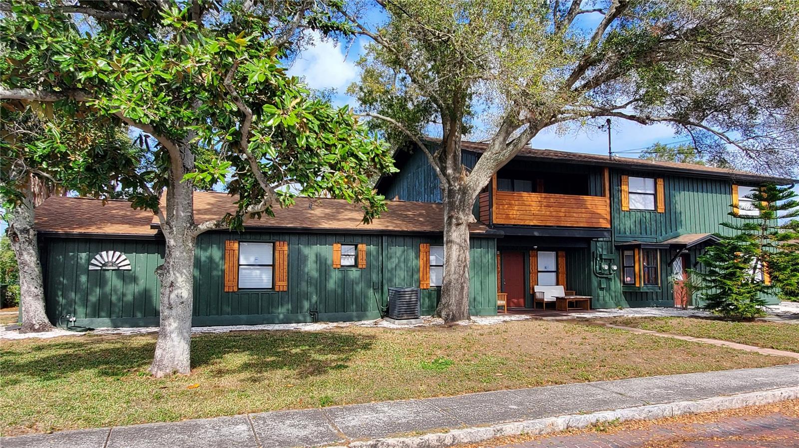 Image 2 of 46 For 368 Ridge Road Sw