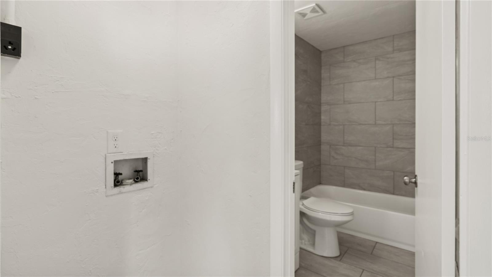 Image 50 of 65 For 3413 Masters Avenue