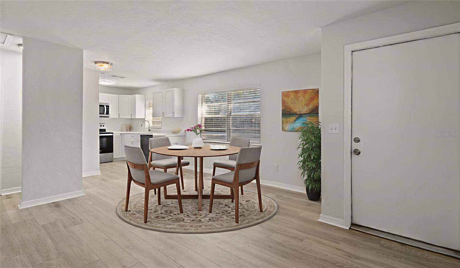 Image 8 of 65 For 3413 Masters Avenue