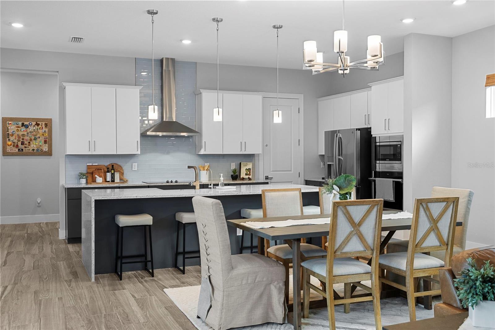 Listing photo id 12 for 8249 Ivy Stark Boulevard