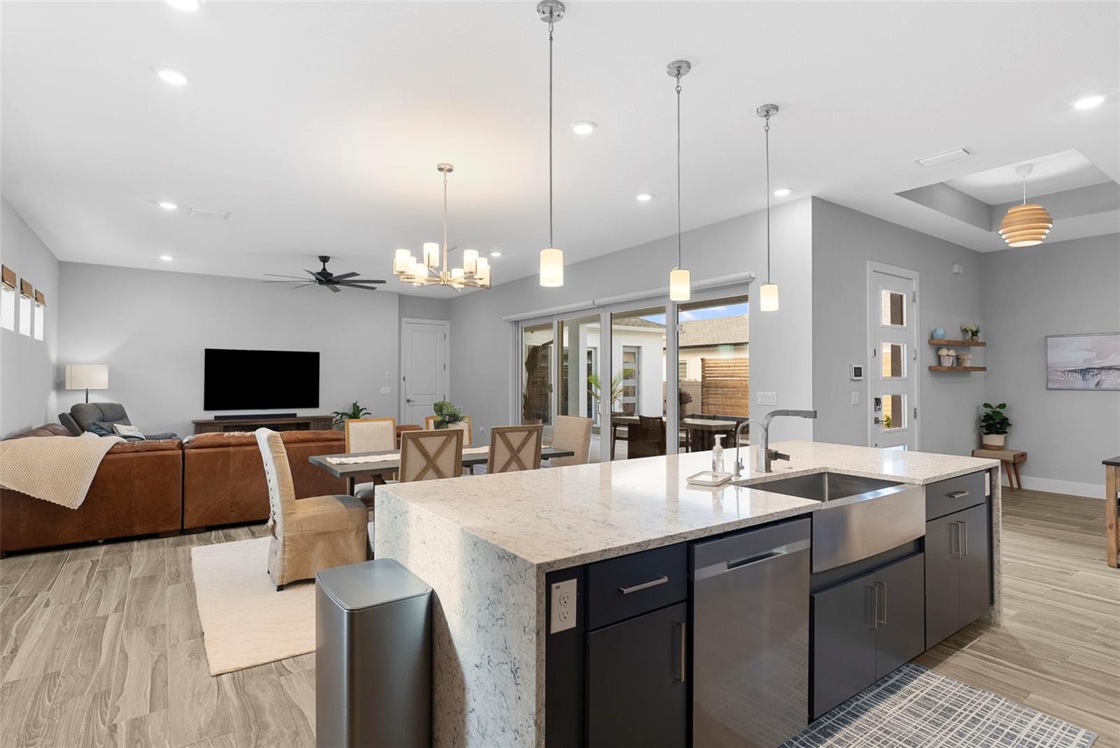 Listing photo id 17 for 8249 Ivy Stark Boulevard