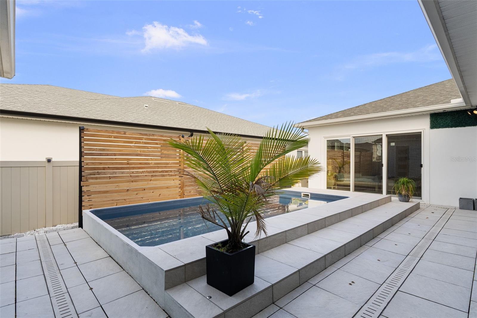 Listing photo id 46 for 8249 Ivy Stark Boulevard