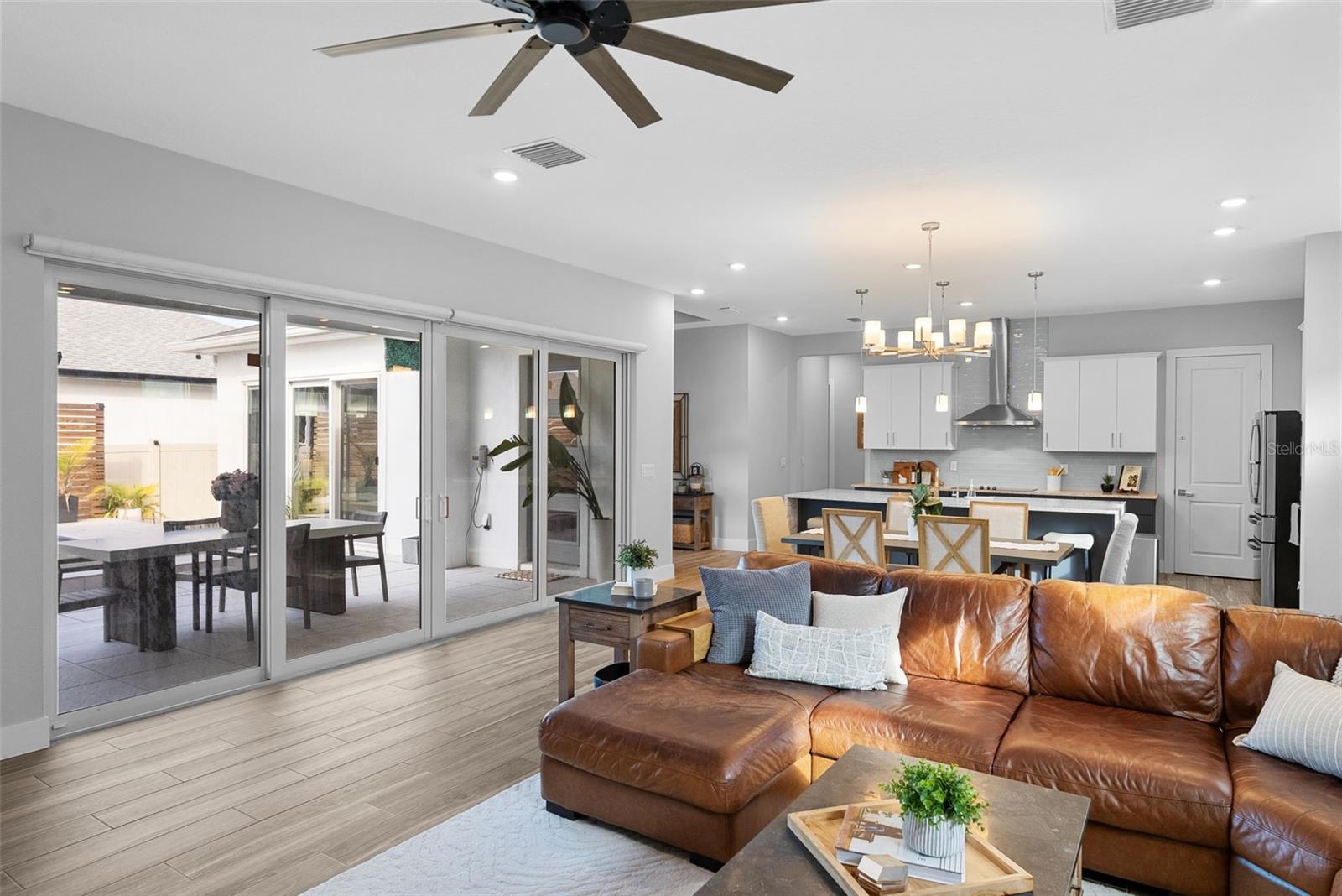 Listing photo id 6 for 8249 Ivy Stark Boulevard