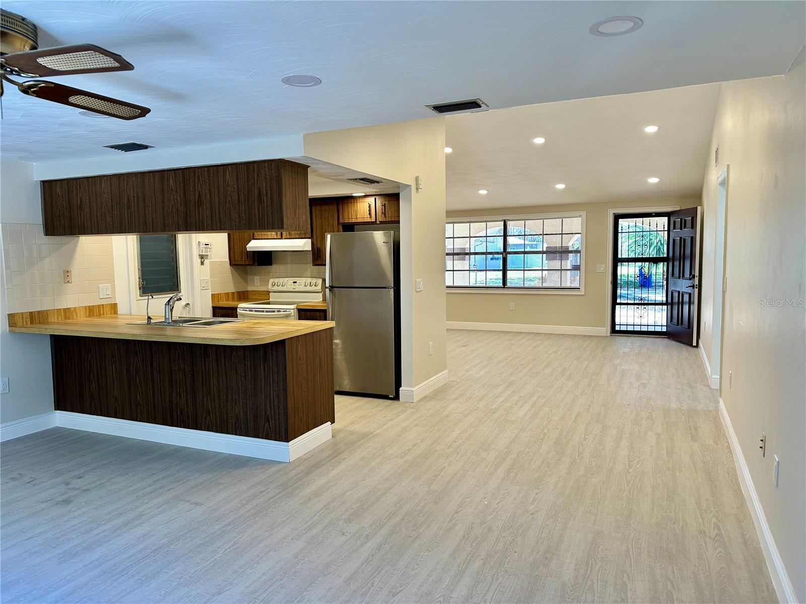 Image 10 of 25 For 4420 Sawgrass Boulevard