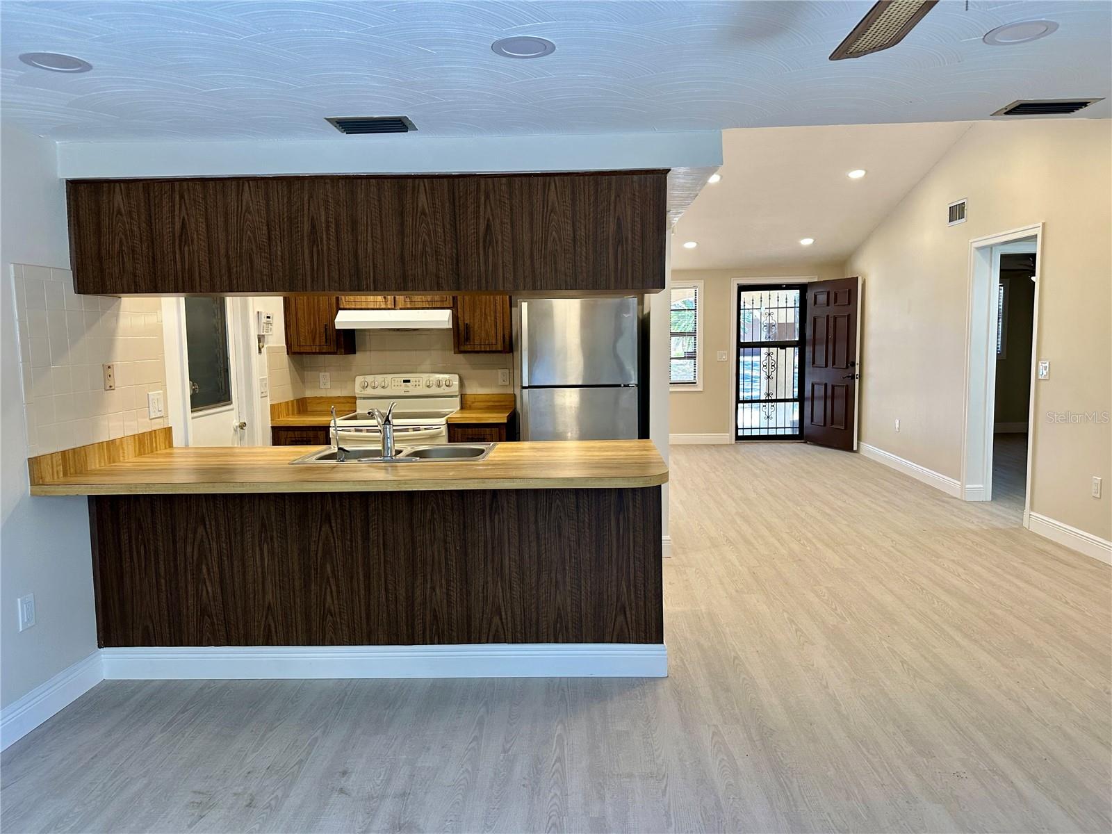 Image 11 of 25 For 4420 Sawgrass Boulevard