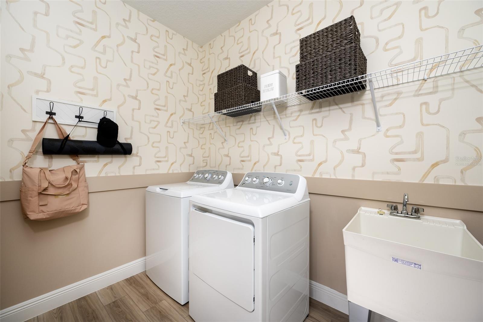 Image 25 of 29 For 10412 Fieldstone Myrtle Way