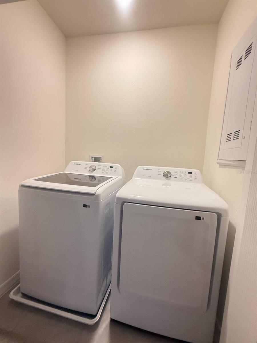 Image 11 of 41 For 1727 Wooden Street