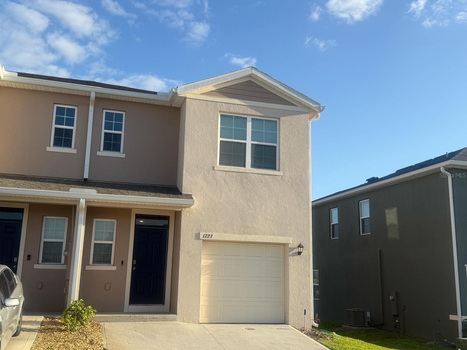 Image 4 of 41 For 1727 Wooden Street