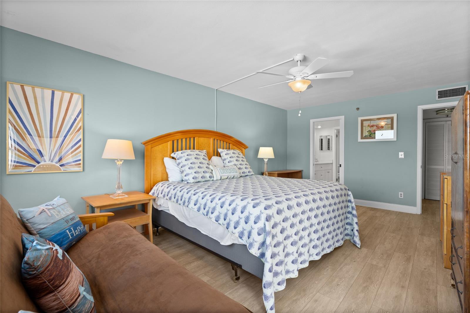 Image 21 of 48 For 900 Gulf Boulevard 507