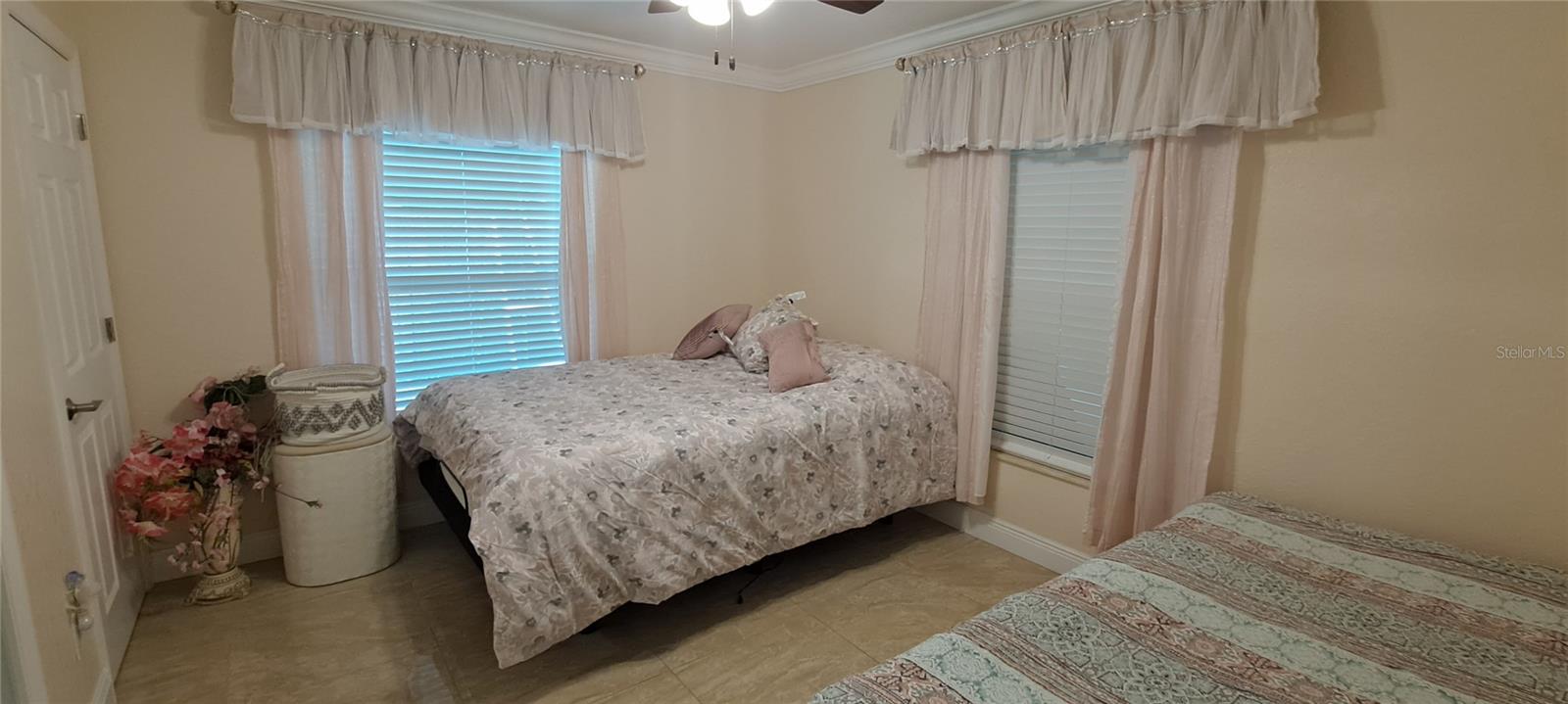 Image 17 of 29 For 3964 22nd Avenue N