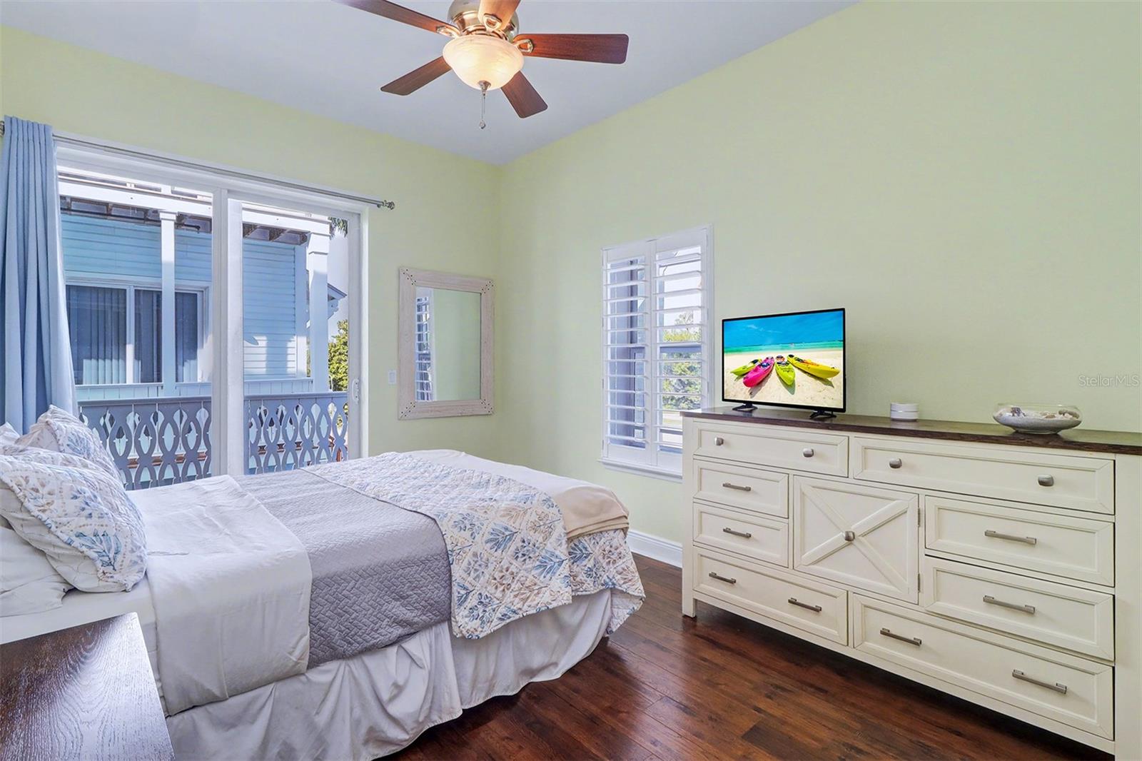 Image 20 of 47 For 19134 Whispering Pines Drive