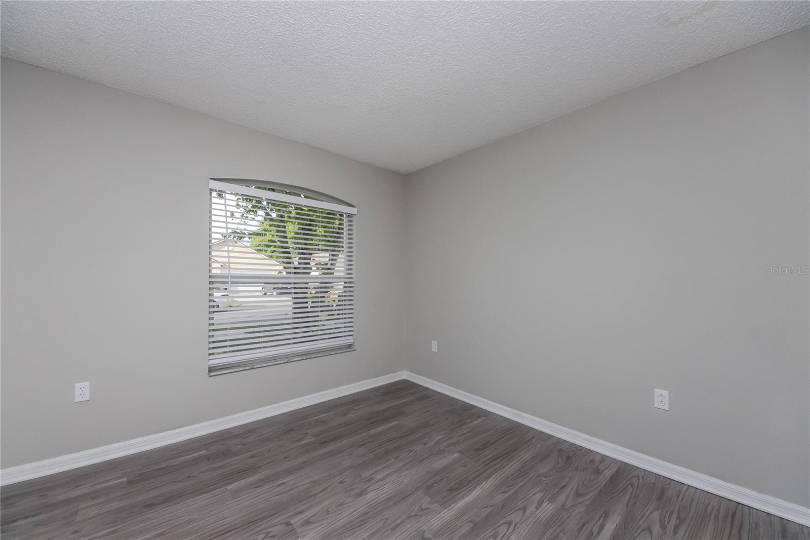 Image 13 of 16 For 5624 New Cambridge Road