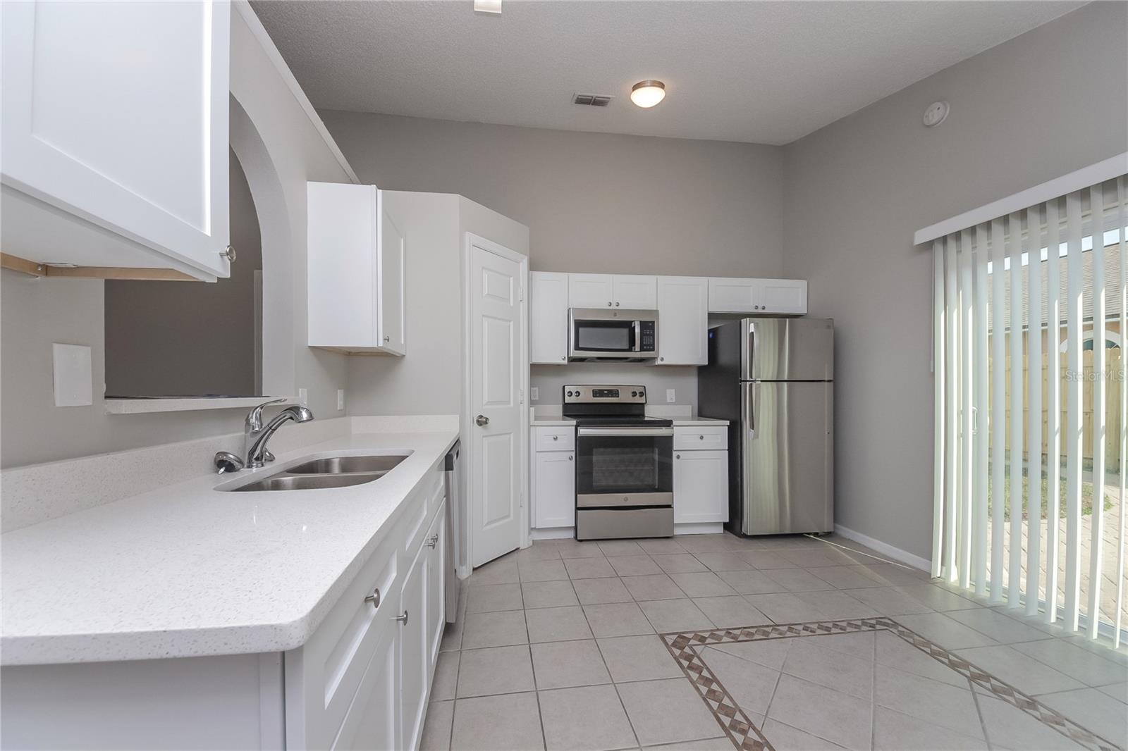 Image 6 of 16 For 5624 New Cambridge Road