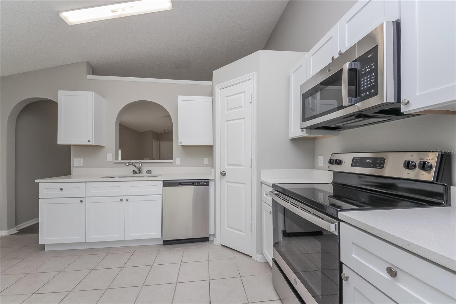 Image 7 of 16 For 5624 New Cambridge Road