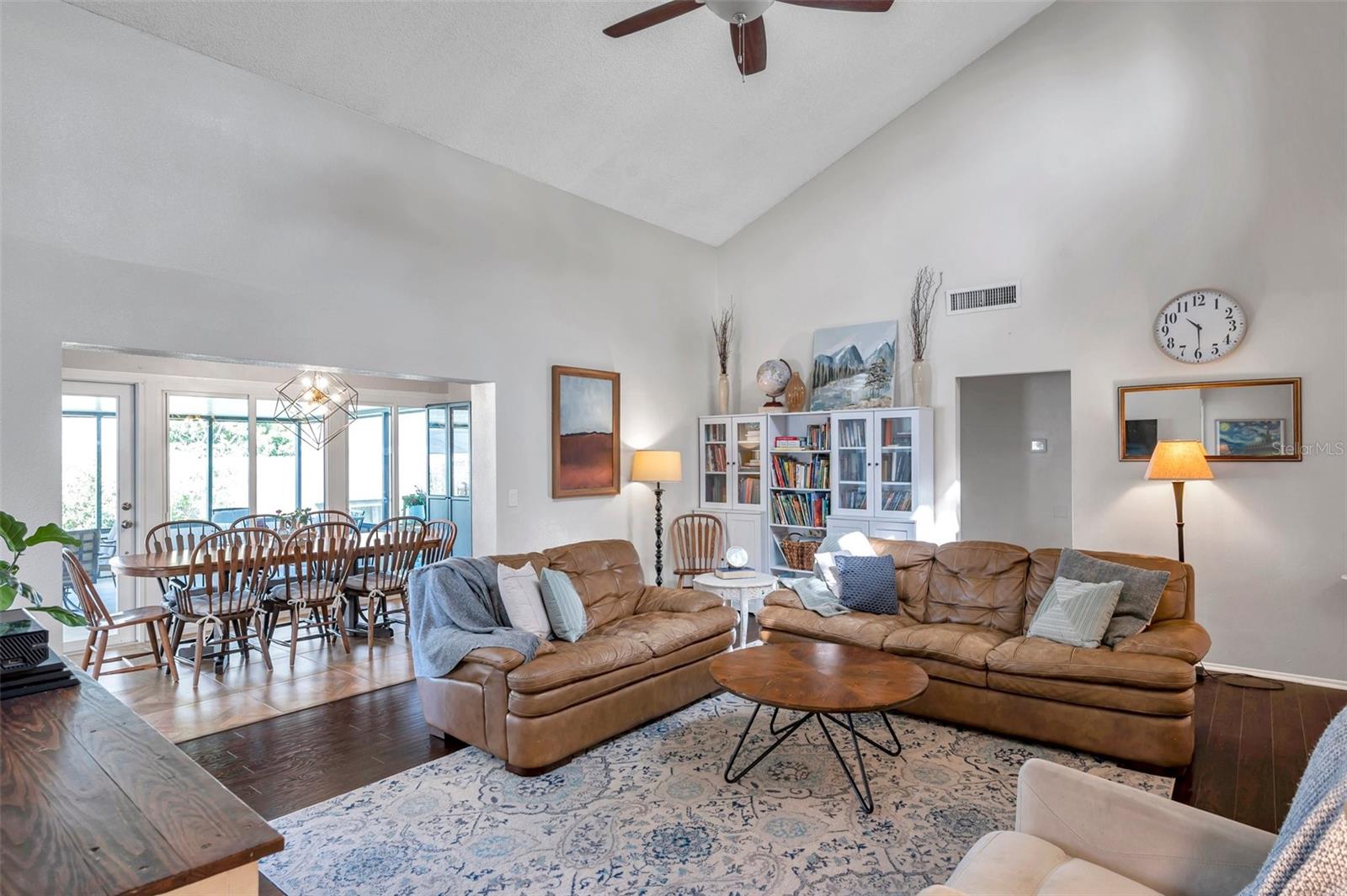 Image 7 of 41 For 13308 Kearney Way