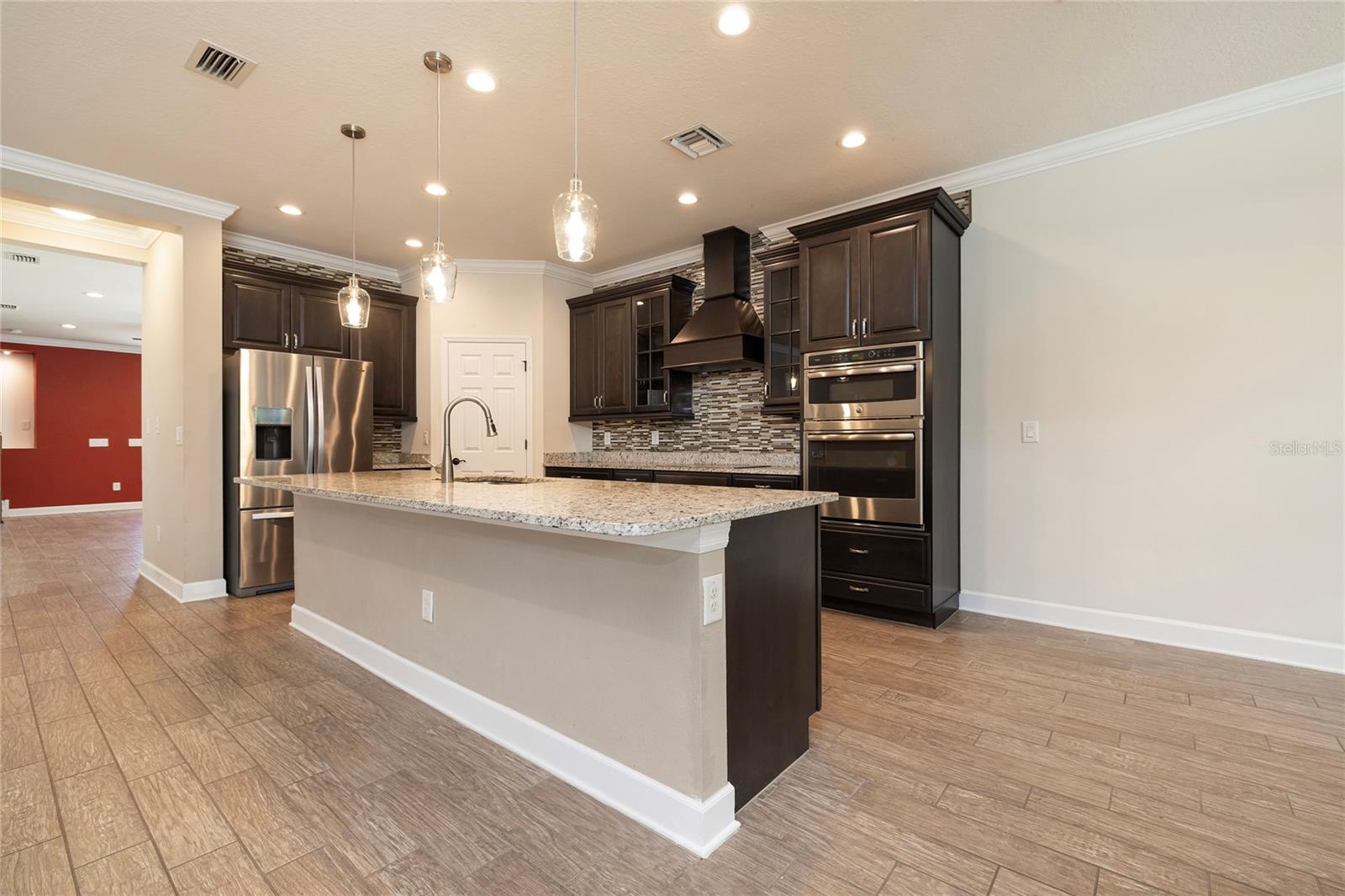 Image 31 of 76 For 1277 Windy Bay Shoal