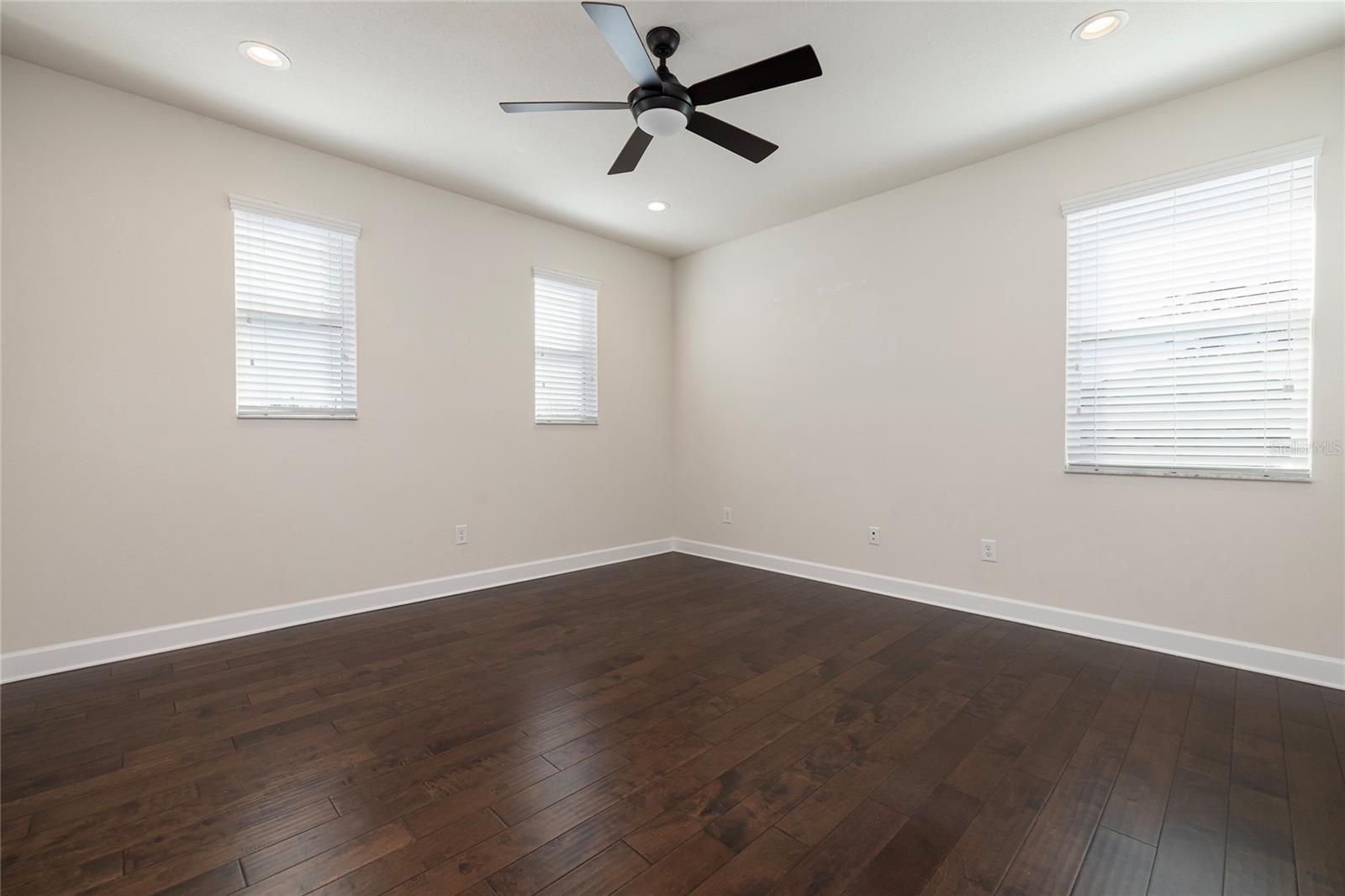 Image 40 of 76 For 1277 Windy Bay Shoal