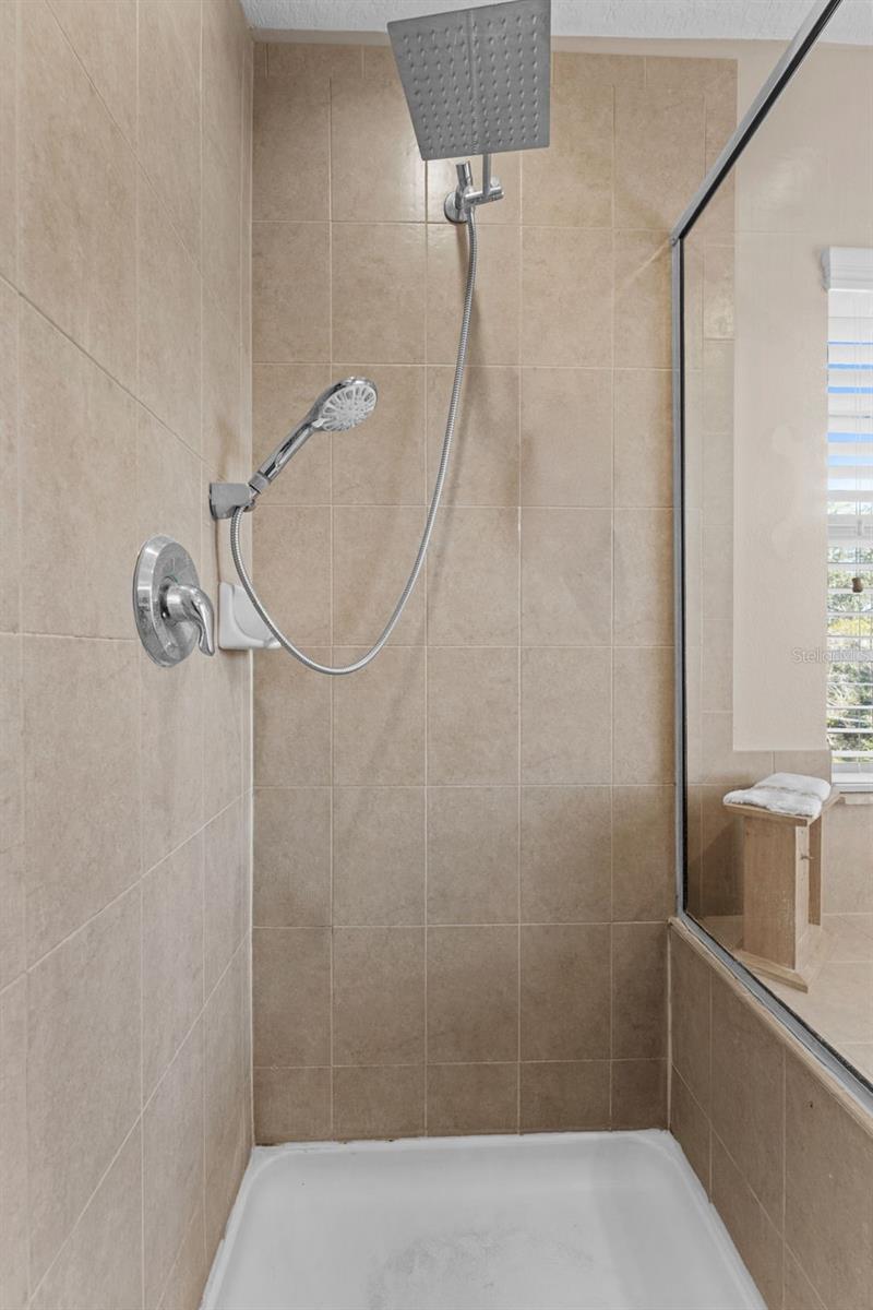 Image 20 of 51 For 5034 Blue Runner Court