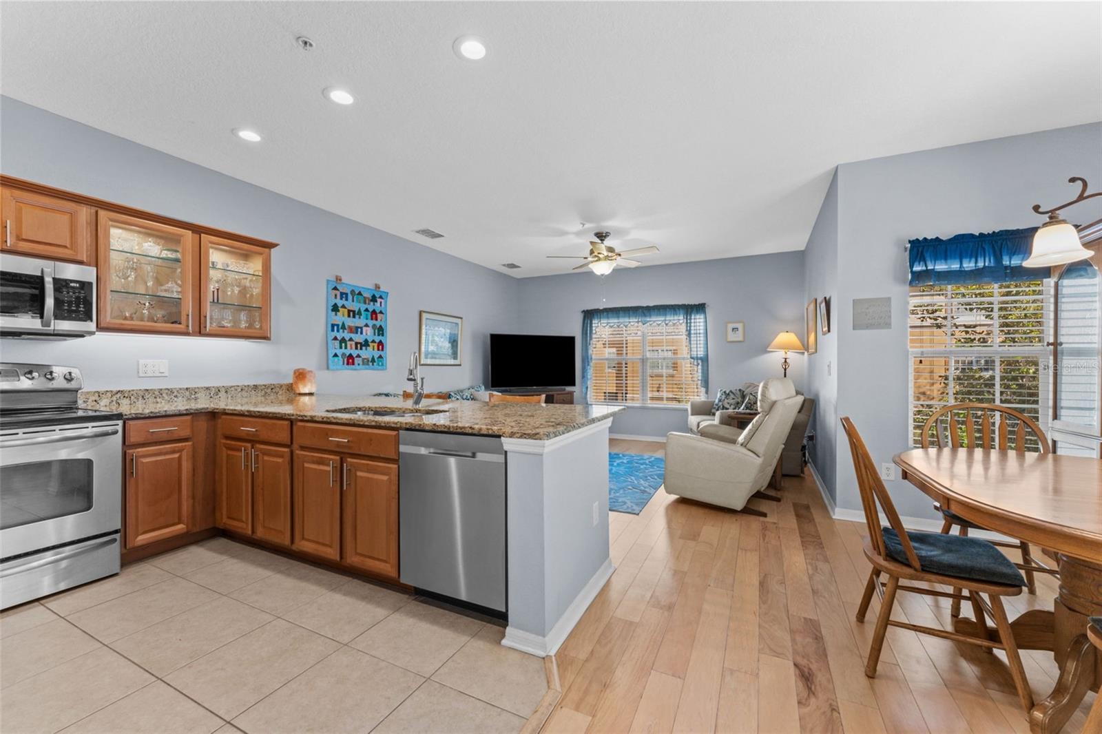 Image 8 of 51 For 5034 Blue Runner Court