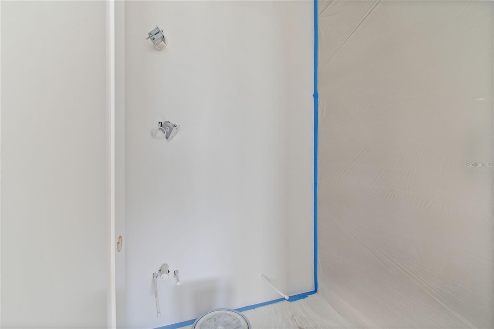 Image 22 of 34 For 211 Occident Street