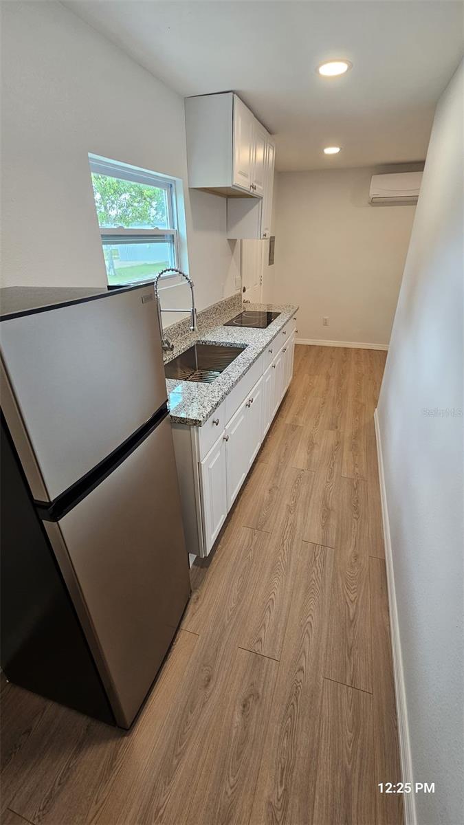 Image 6 of 14 For 3142 Diana Dr  C