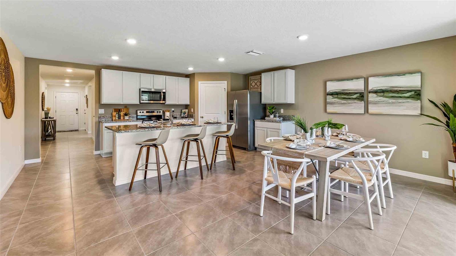 Listing photo id 6 for 3517 Melody Gardens Place