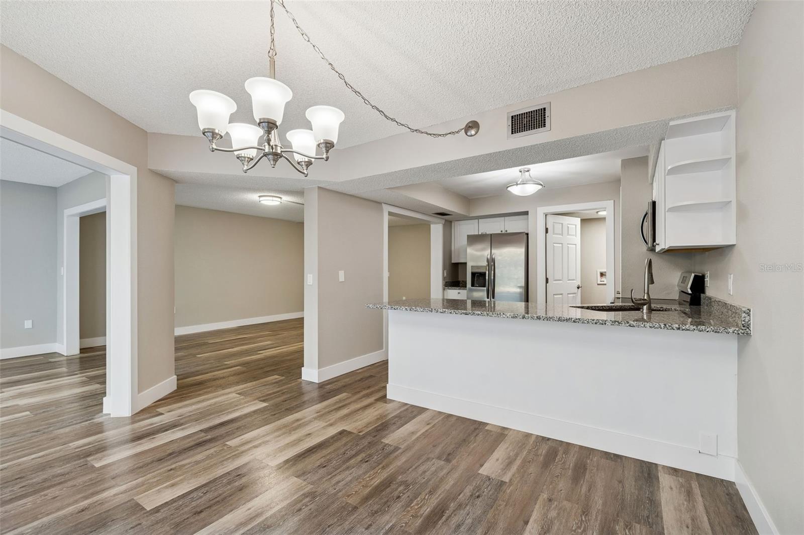 Image 11 of 32 For 225 Country Club Drive E148