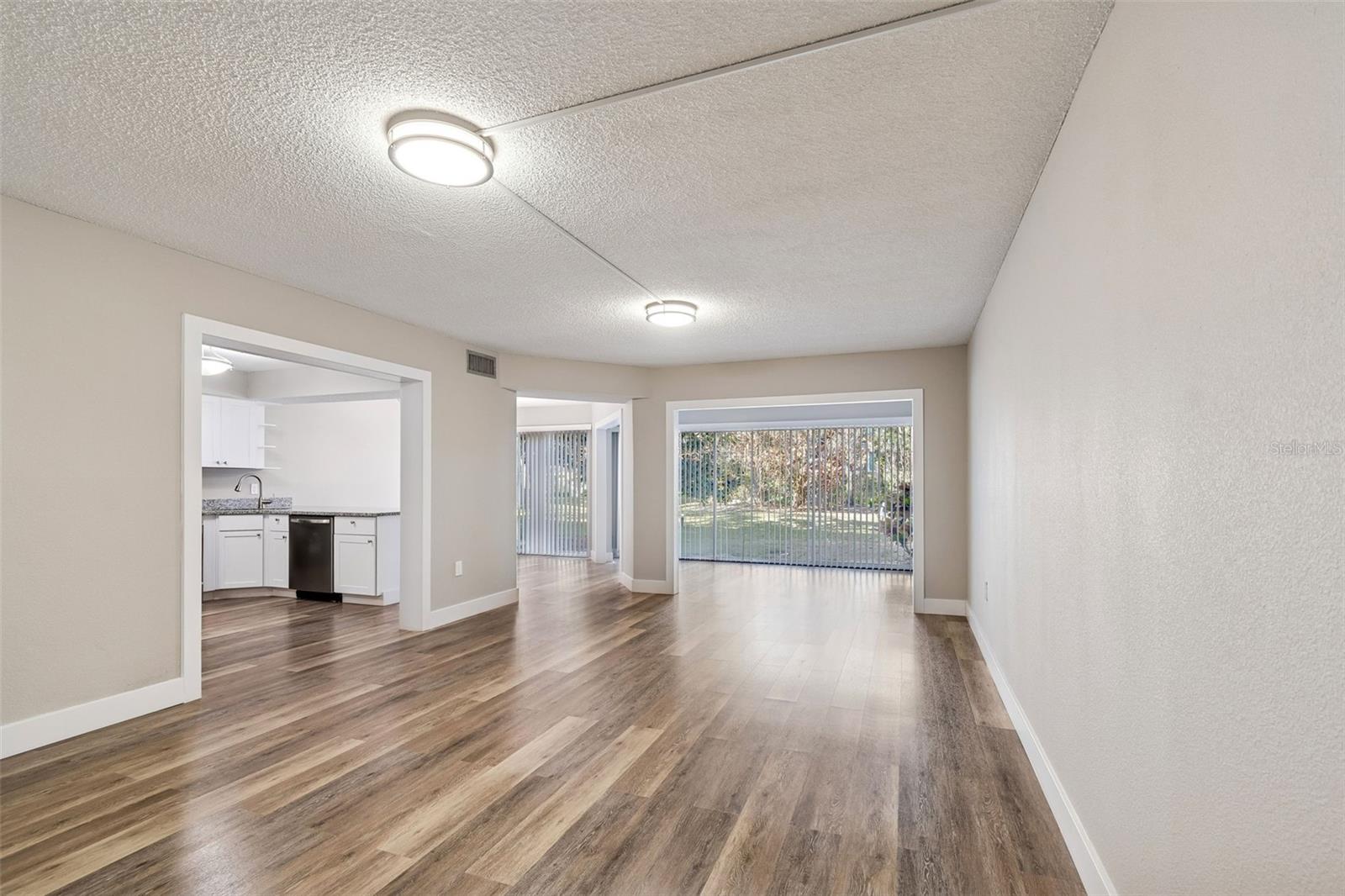 Image 3 of 32 For 225 Country Club Drive E148