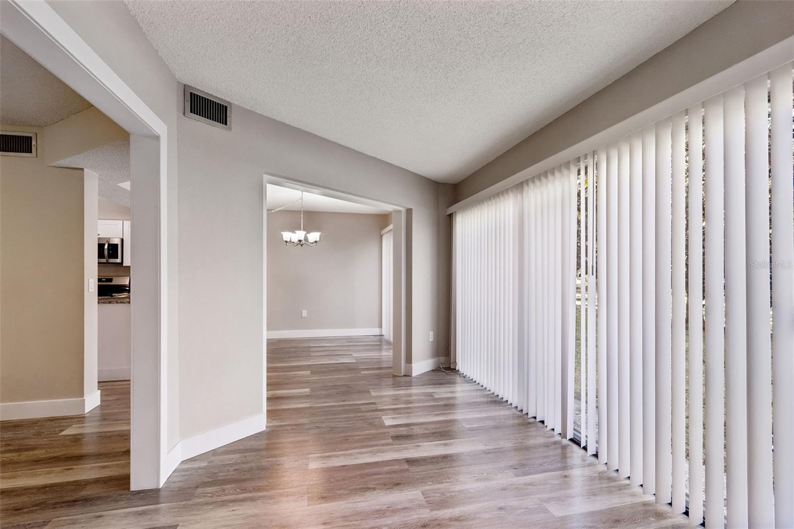 Image 7 of 32 For 225 Country Club Drive E148