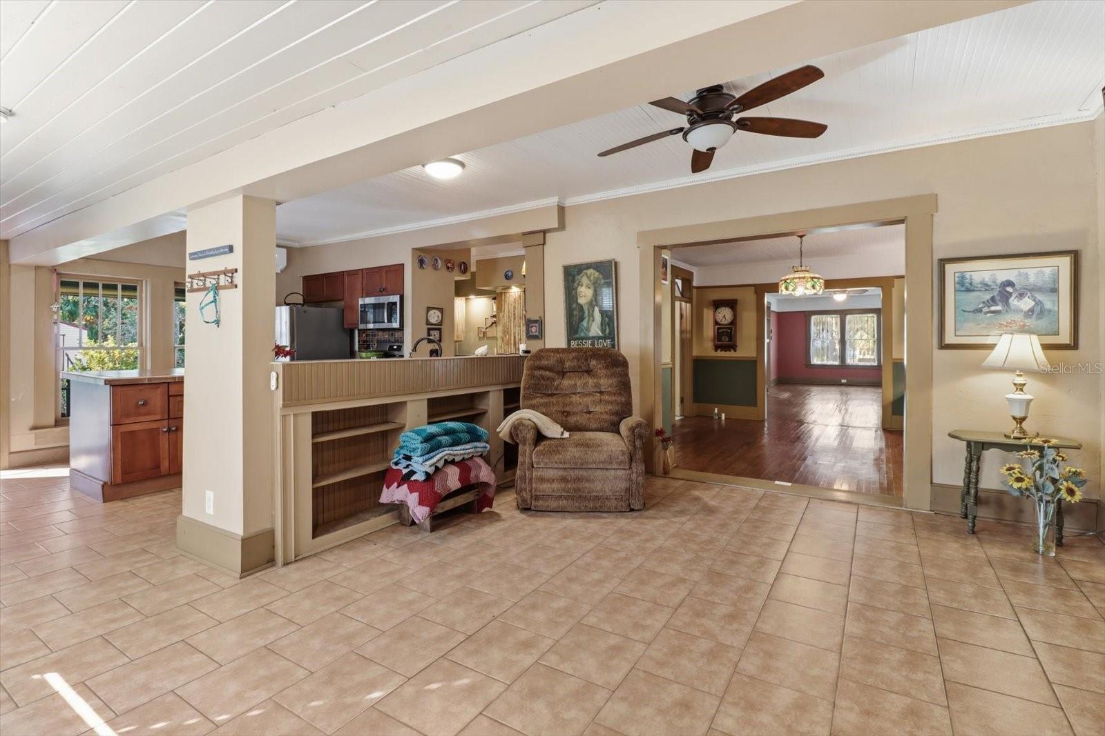 Image 16 of 48 For 754 2nd Avenue