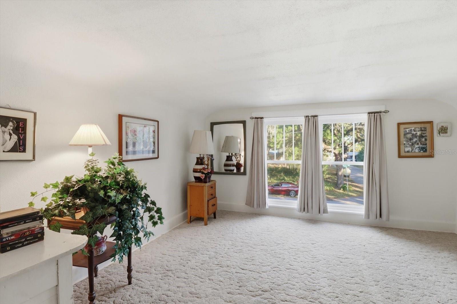 Image 25 of 48 For 754 2nd Avenue