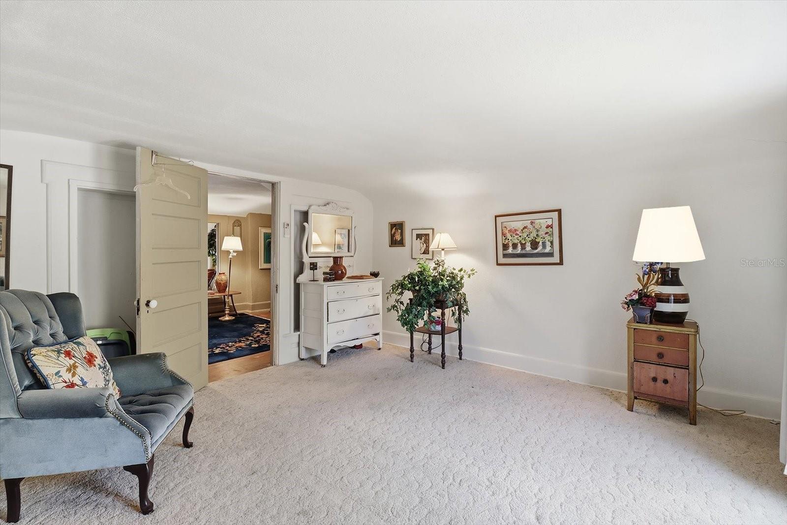 Image 26 of 48 For 754 2nd Avenue