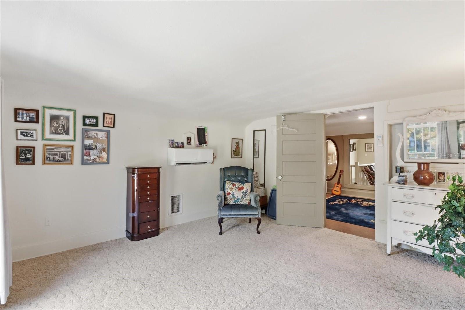 Image 27 of 48 For 754 2nd Avenue