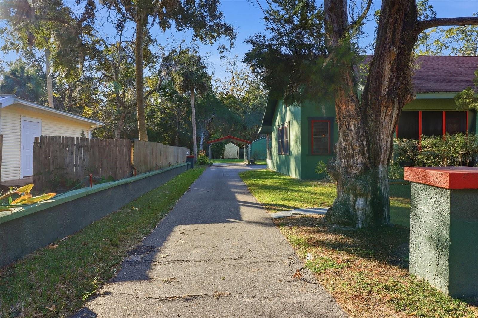 Image 36 of 48 For 754 2nd Avenue