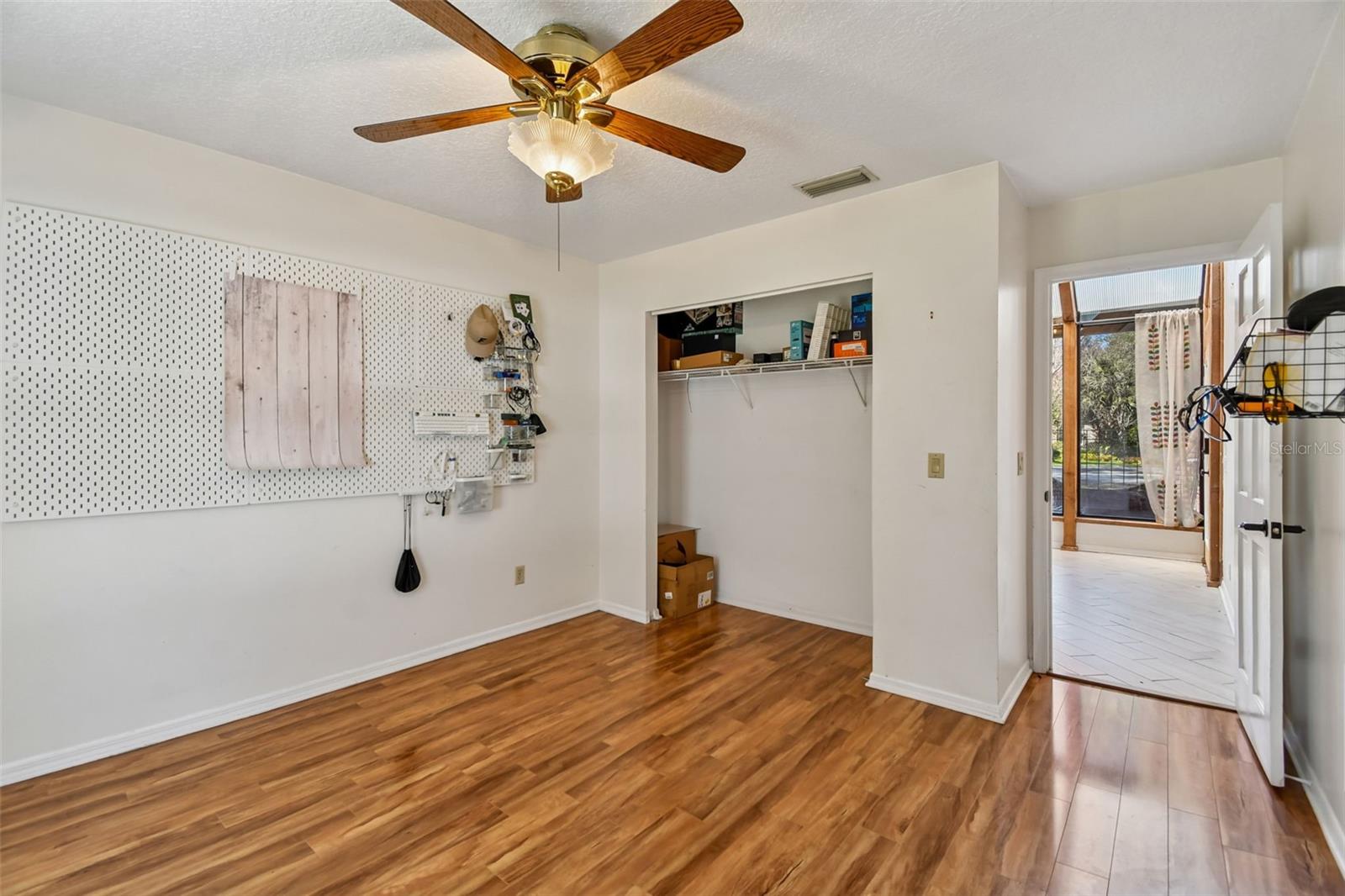 Image 28 of 98 For 238 Crooked Tree Trail