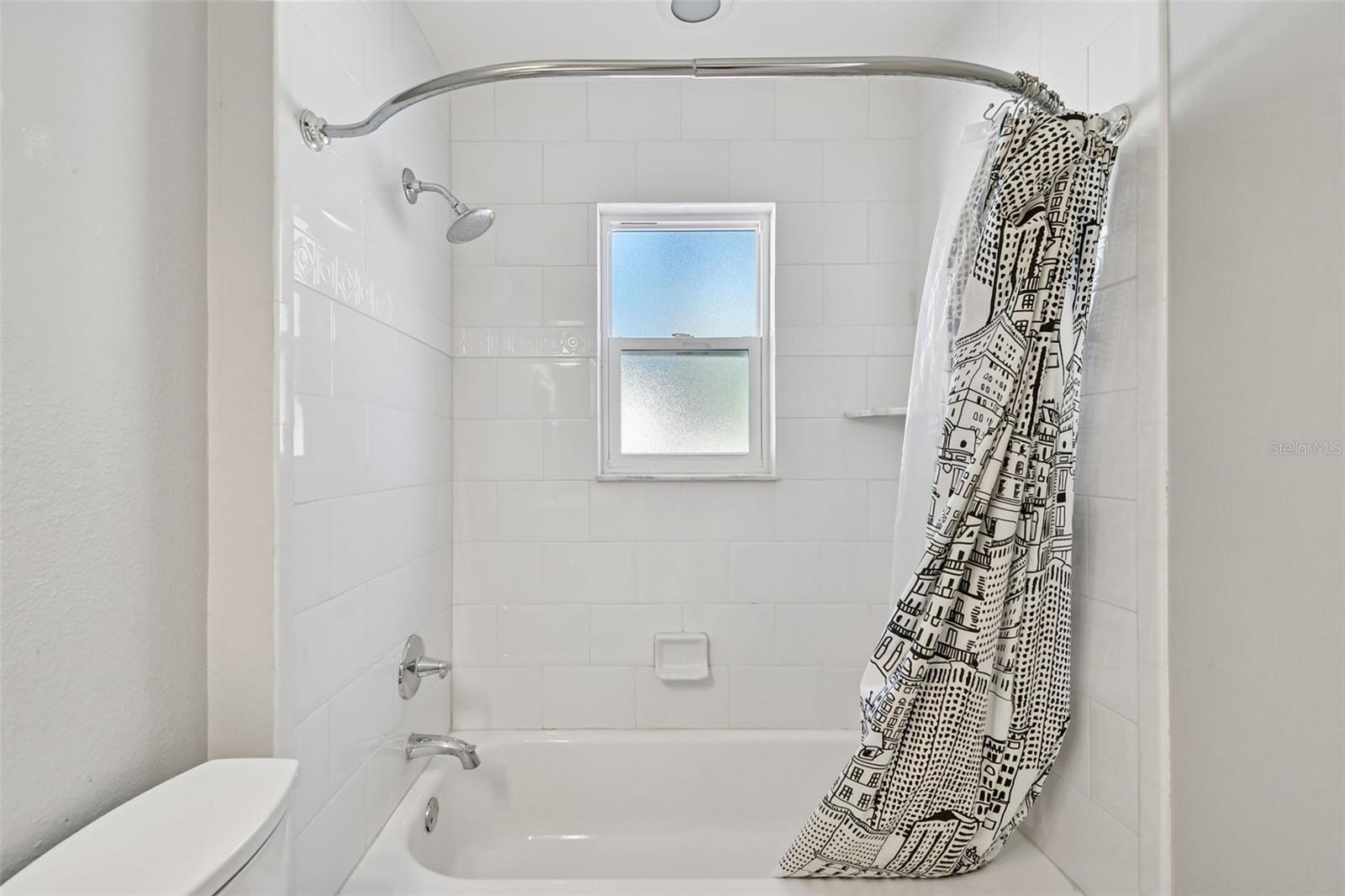 Image 30 of 98 For 238 Crooked Tree Trail