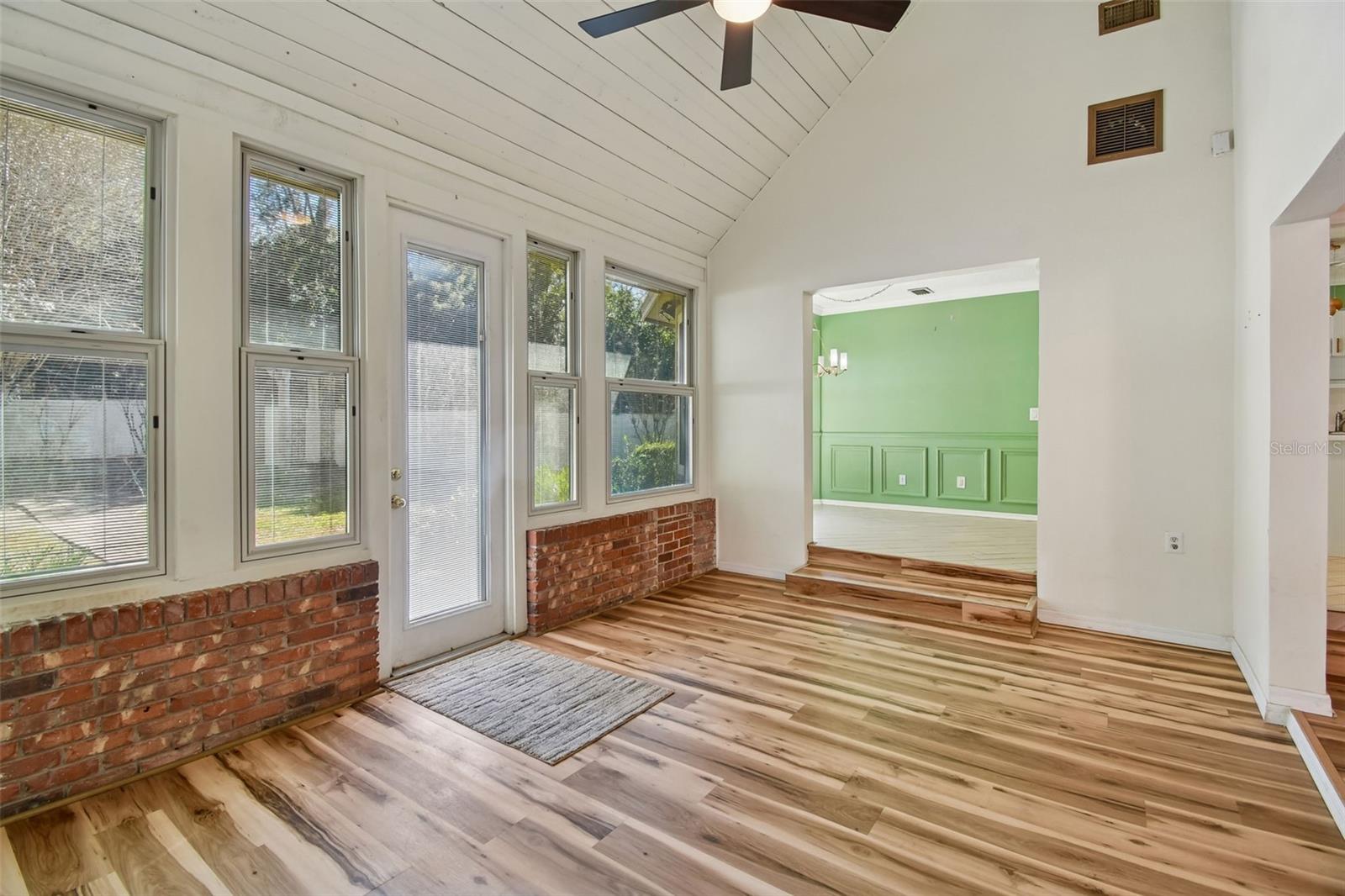 Image 37 of 98 For 238 Crooked Tree Trail