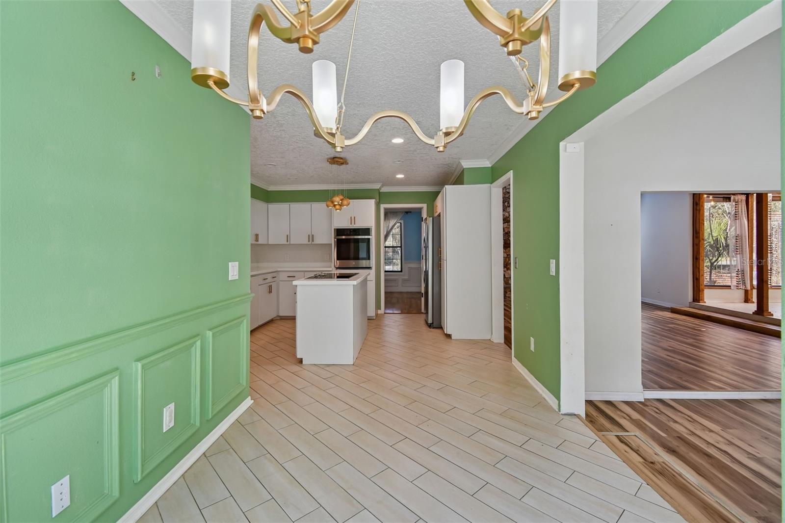 Image 45 of 98 For 238 Crooked Tree Trail