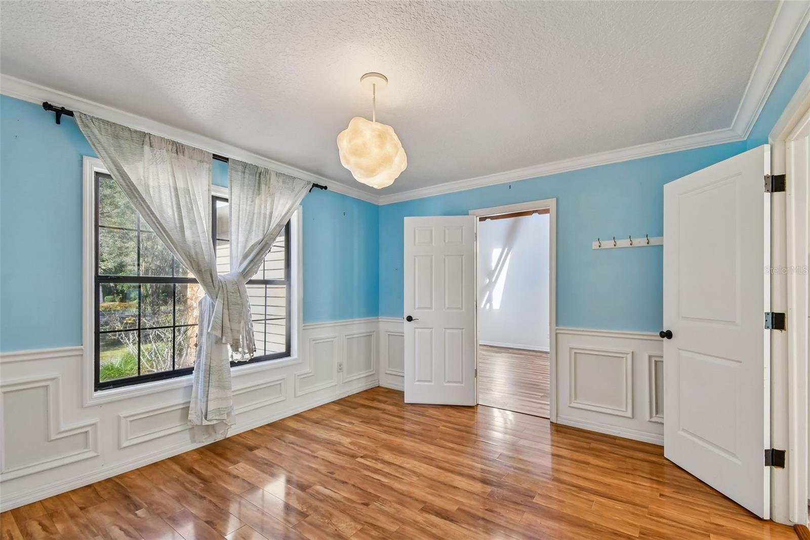 Image 52 of 98 For 238 Crooked Tree Trail