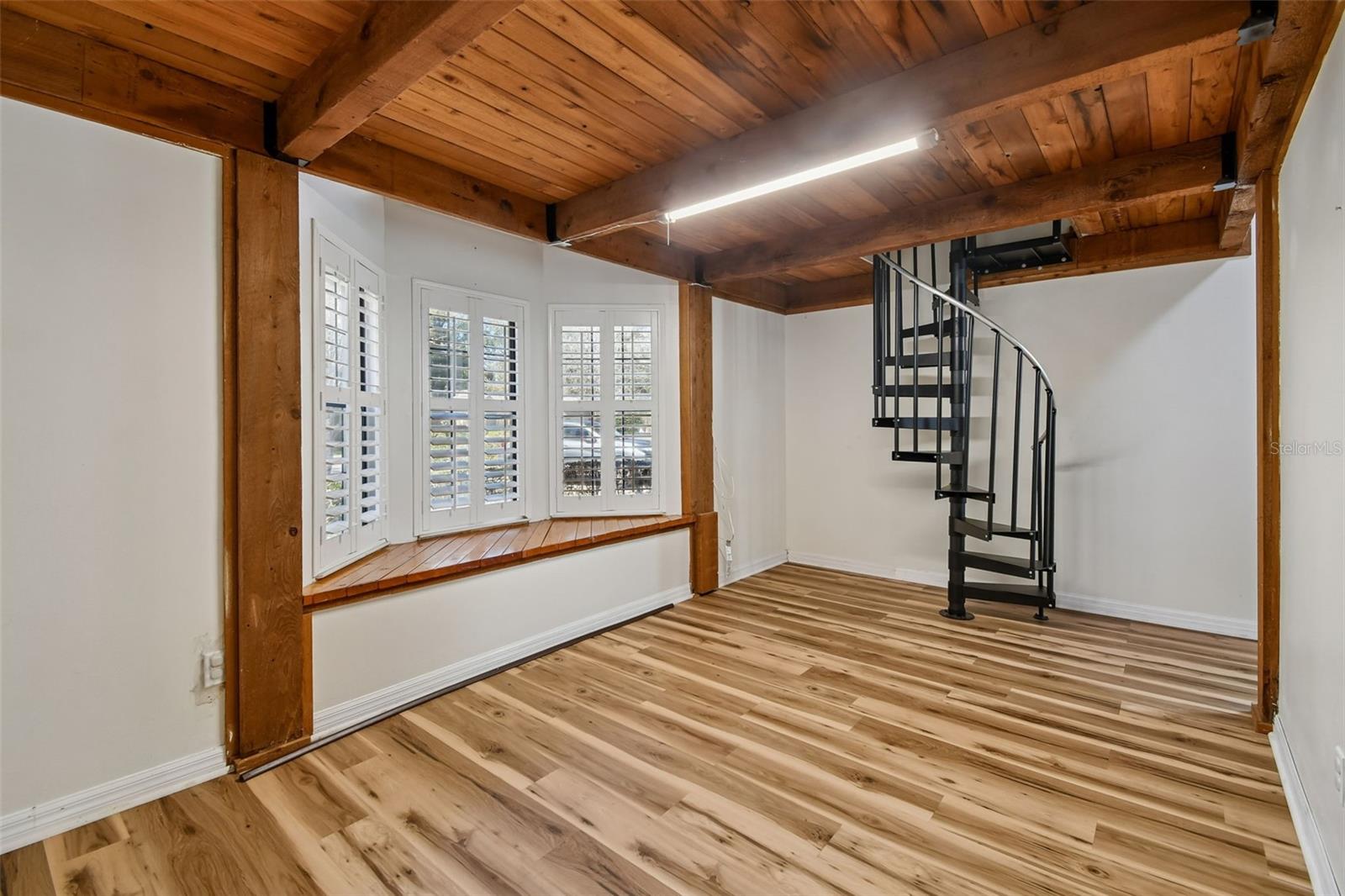 Image 70 of 98 For 238 Crooked Tree Trail