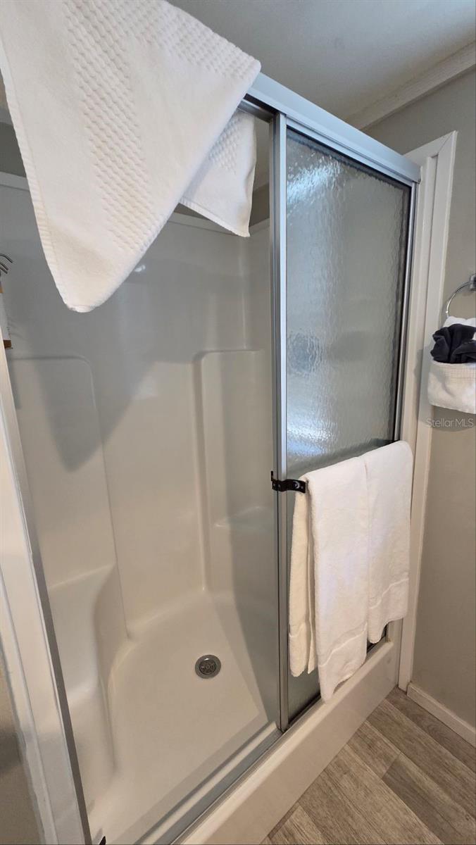 Image 15 of 25 For 330 Cr-630