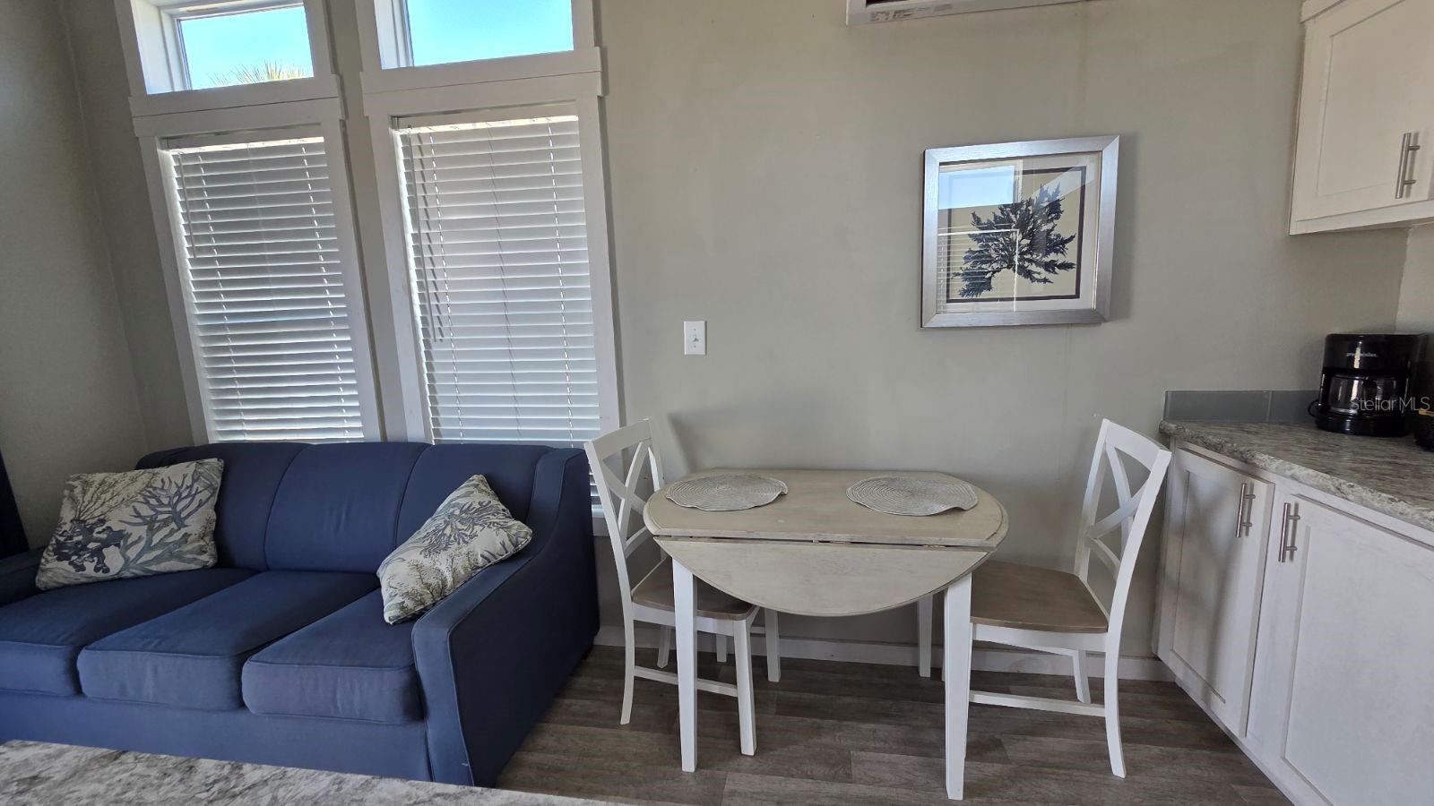 Image 19 of 25 For 330 Cr-630