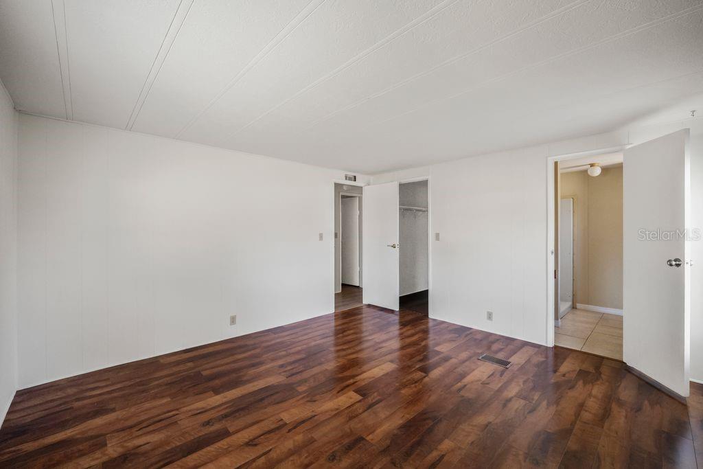 Image 14 of 30 For 3648 Fox Ridge Boulevard