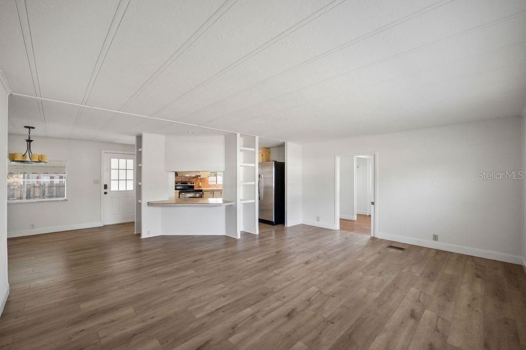 Image 24 of 30 For 3648 Fox Ridge Boulevard