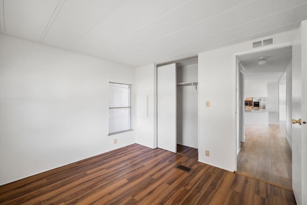 Image 7 of 30 For 3648 Fox Ridge Boulevard