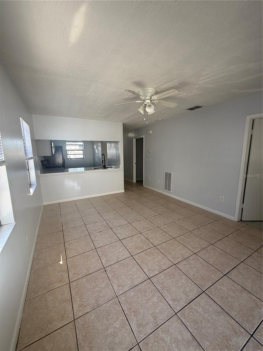 Image 4 of 12 For 950 Beltrees Street